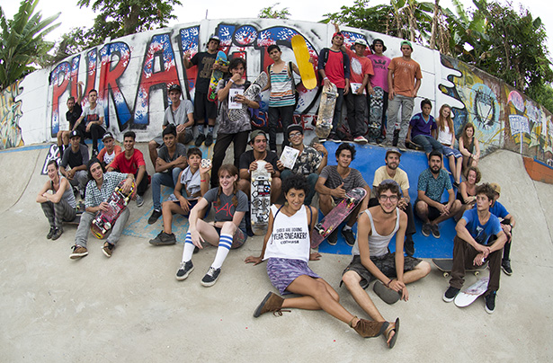 Crew Pura Vida Skatepark